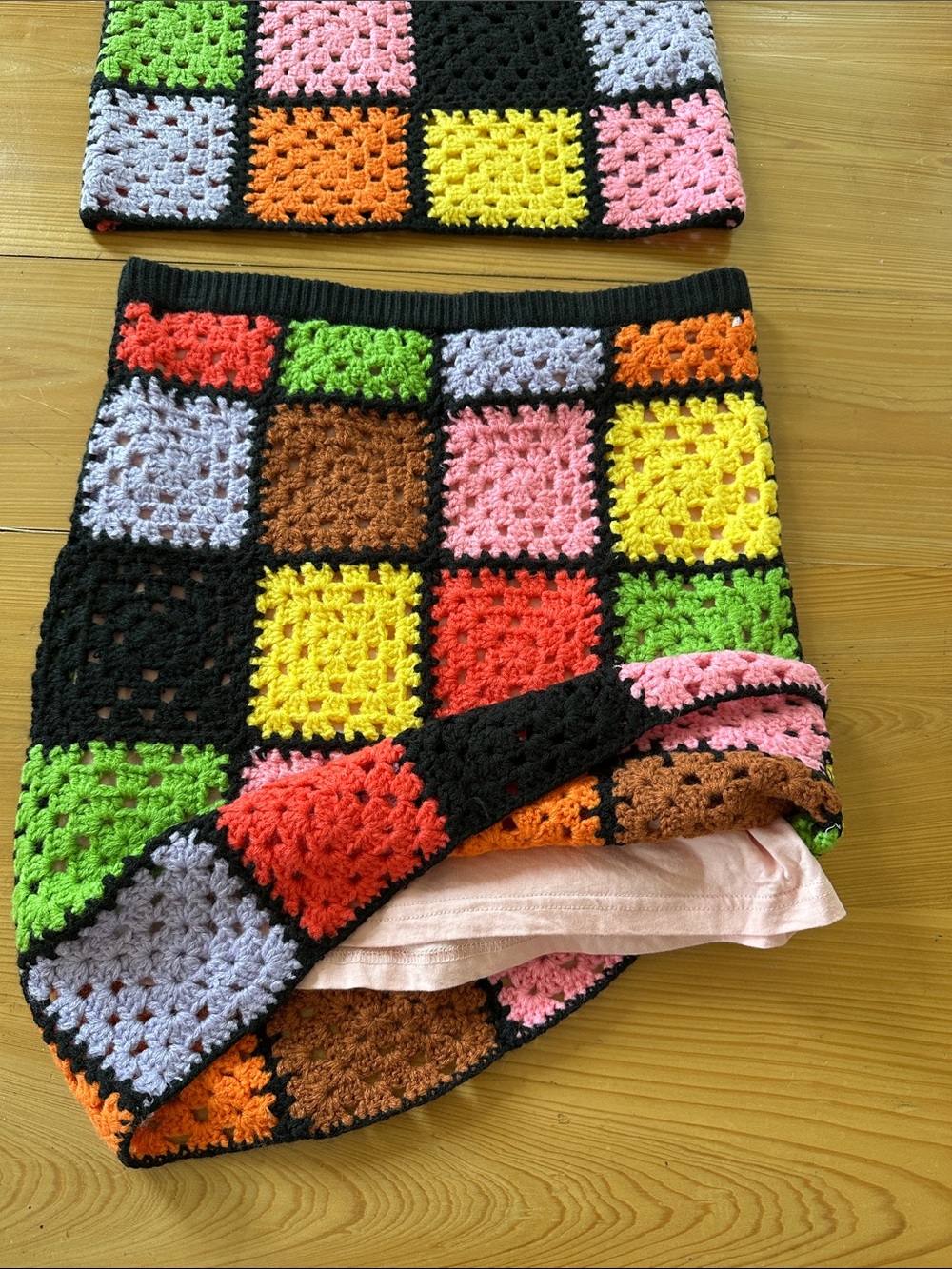 The Ragged Priest Patchwork Colorblock Crochet Set - Picture 5 of 10